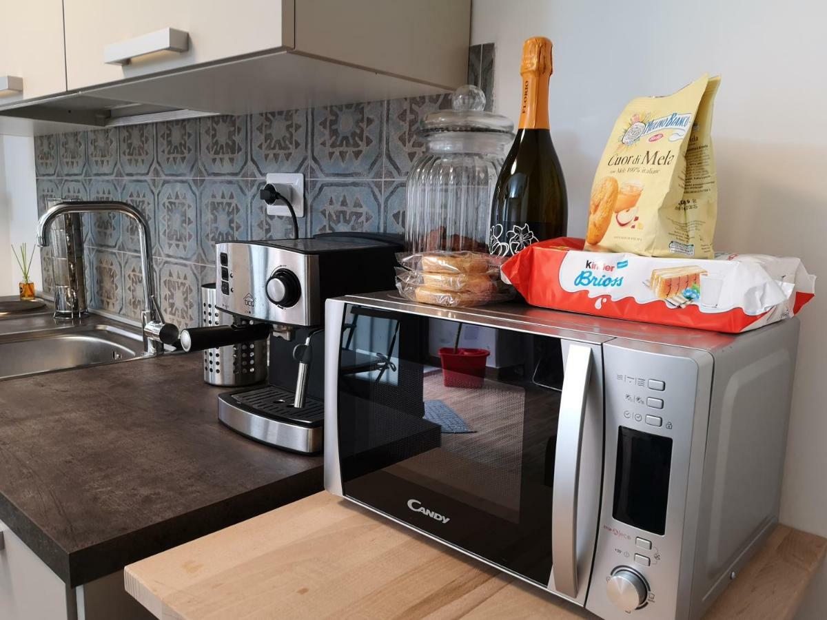 Frida - One-Bedroom Apartment By Piazza Duomo คาตาเนีย ภายนอก รูปภาพ